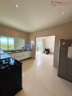 Casa de Alto Padrão à Venda – Alphaville Litoral Norte 2