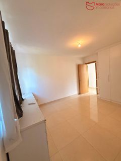 Casa de Alto Padrão à Venda – Alphaville Litoral Norte 2