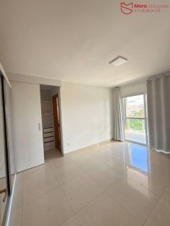 Casa de Alto Padrão à Venda – Alphaville Litoral Norte 2