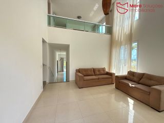 Casa de Alto Padrão à Venda – Alphaville Litoral Norte 2