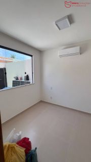 Casa à Venda em Rua Pública – Conforto, Localização e Qualidade.