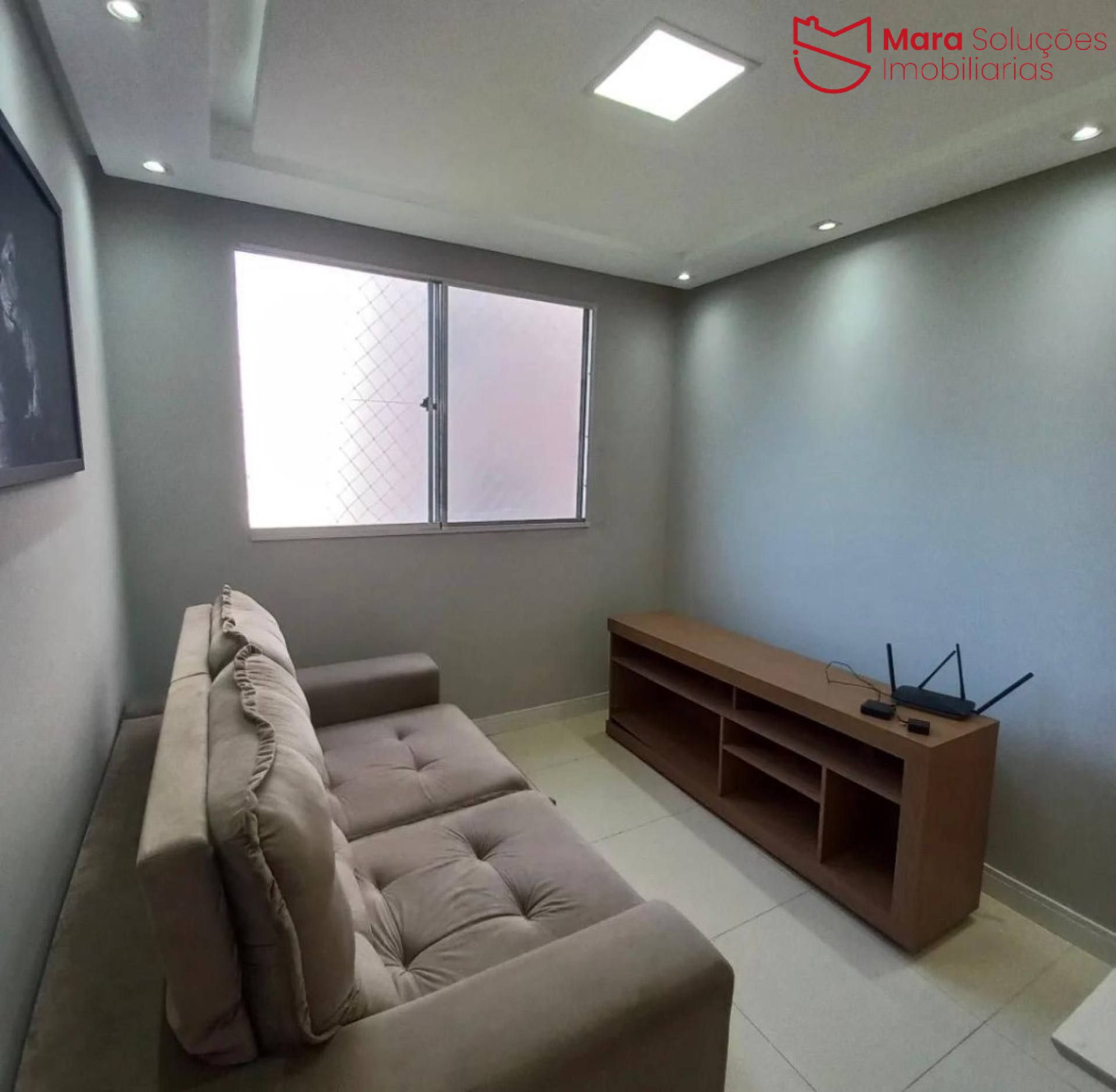 Apartamento para venda com dois quartos finamente reformado!