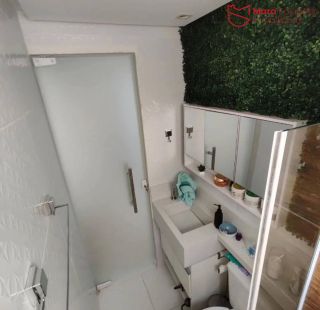 Apartamento para venda com dois quartos finamente reformado!