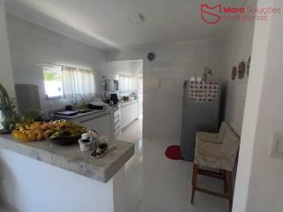 CASA ACONCHEGANTE NO CENTRO DE LAURO DE FREITAS (ALUGUEL)