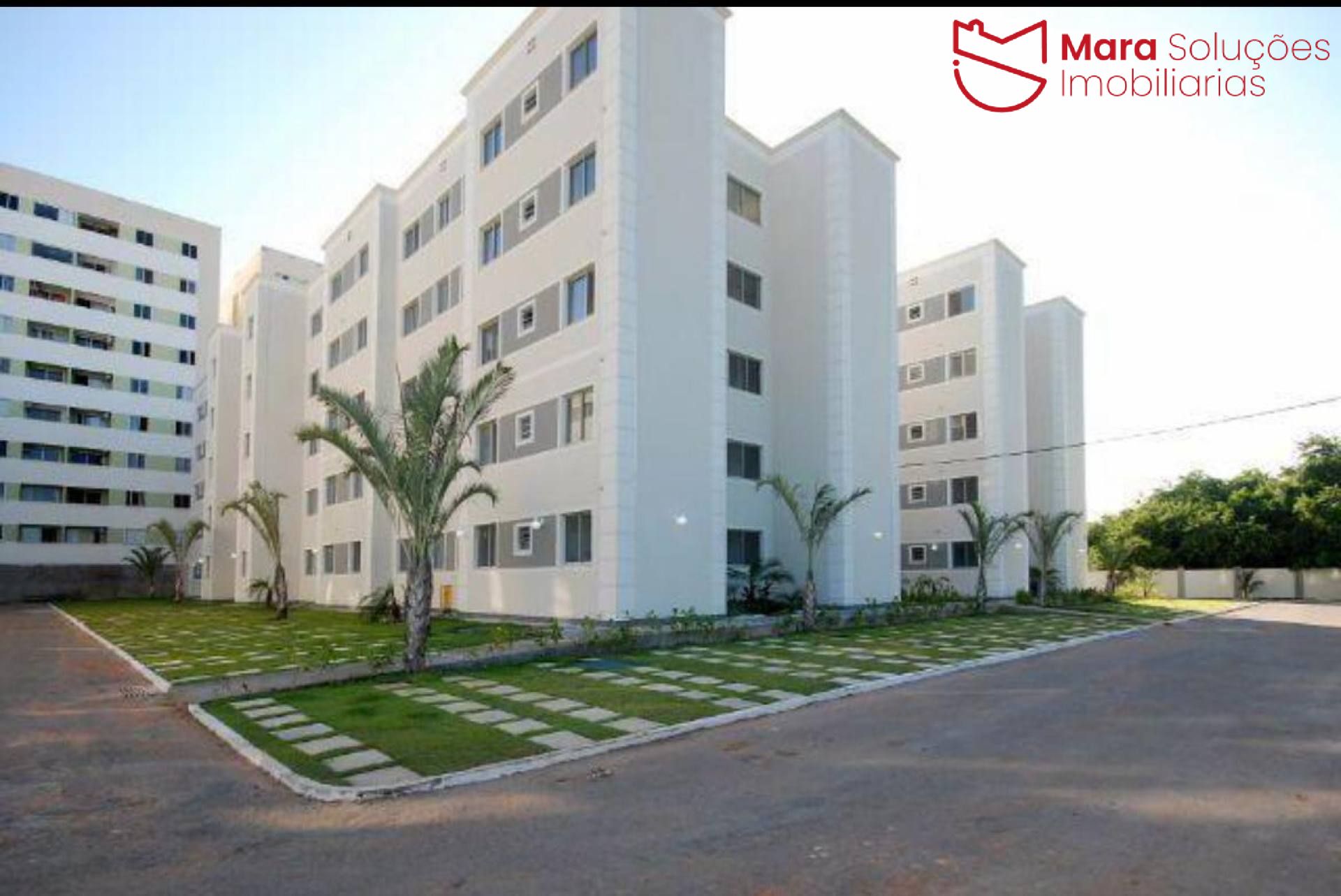 Apartamento 2 quartos com suíte – reformado – Parque Solar do Atlântico.