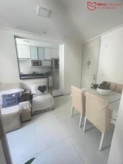 Apartamento 2 quartos com suíte – reformado – Parque Solar do Atlântico.