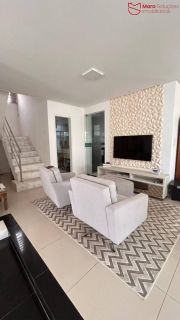 Casa Alto Padrão em Rua Tranquila no Coração de Vilas do Atlântico – Porteira Fechada.