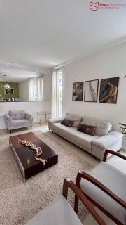 Casa Alto Padrão em Rua Tranquila no Coração de Vilas do Atlântico – Porteira Fechada.