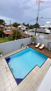Casa Alto Padrão em Rua Tranquila no Coração de Vilas do Atlântico – Porteira Fechada.