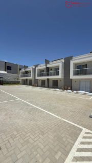 Casa em Condomínio – Vilas do Atlântico.