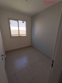 Apartamento Térreo 2/4 em Buraquinho – Com Energia Solar e Lazer.