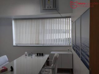 Sala comercial à venda no Edifício Profissional Center.