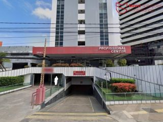 Sala comercial à venda no Edifício Profissional Center.