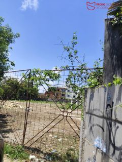 Terreno em Piatã de 884m2 para ponto comercial ou incorporação.