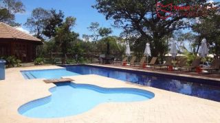 Apartamento Térreo em Praia do Forte | Ideal para Morar ou Investir em Aluguel por Temporada | Infraestrutura Completa de Resort.