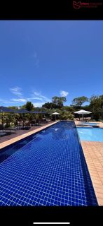 Apartamento Térreo em Praia do Forte | Ideal para Morar ou Investir em Aluguel por Temporada | Infraestrutura Completa de Resort.