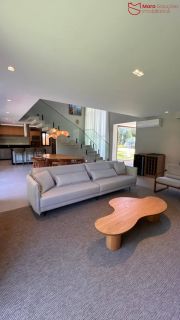 Casa de Alto Padrão à Venda no Condomínio Praia Bella – 6 Suítes | 531m² | Praia do Forte.