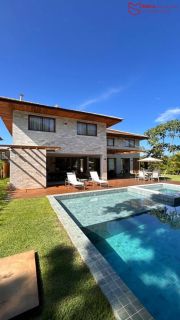 Casa de Alto Padrão à Venda no Condomínio Praia Bella – 6 Suítes | 531m² | Praia do Forte.