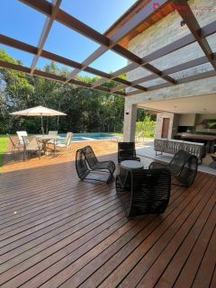 Casa de Alto Padrão à Venda no Condomínio Praia Bella – 6 Suítes | 531m² | Praia do Forte.