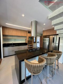 Casa de Alto Padrão à Venda no Condomínio Praia Bella – 6 Suítes | 531m² | Praia do Forte.