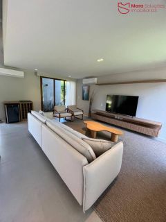 Casa de Alto Padrão à Venda no Condomínio Praia Bella – 6 Suítes | 531m² | Praia do Forte.