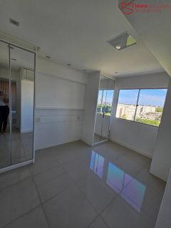 Apartamento 2/4 com suíte todo projetado no cond. Torres do Atlantico.