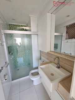 Apartamento 2/4 com suíte todo projetado no cond. Torres do Atlantico.