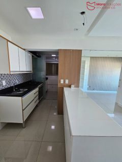 Apartamento 2/4 com suíte todo projetado no cond. Torres do Atlantico.