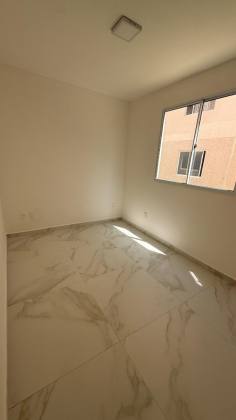 Apartamento térreo à venda no Condomínio Costa Portuguesa – Abrantes.