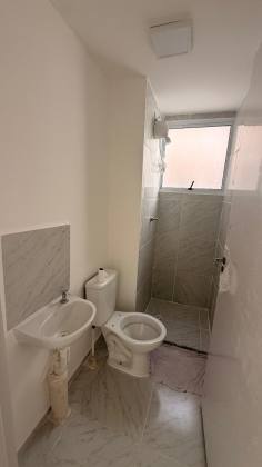 Apartamento térreo à venda no Condomínio Costa Portuguesa – Abrantes.