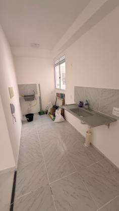 Apartamento térreo à venda no Condomínio Costa Portuguesa – Abrantes.