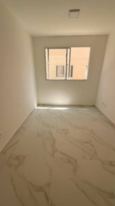 Apartamento térreo à venda no Condomínio Costa Portuguesa – Abrantes.