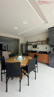 Casa Porteira Fechada à Venda – Hortoville Abrantes - Valor: R$ 1.660.000,00