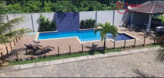 Vendo Casa com 4/4, sendo uma suite com closet e sacada em Abrantes.