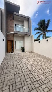 Casa individual para locação em Ipitanga – Rua pública.