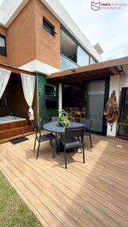 Gardem exclusivo porteira fechada com energia solar no Foz do Joanes – Buraquinho, R$ 800.000,00