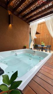 Gardem exclusivo porteira fechada com energia solar no Foz do Joanes – Buraquinho, R$ 800.000,00