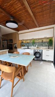 Gardem exclusivo porteira fechada com energia solar no Foz do Joanes – Buraquinho, R$ 800.000,00