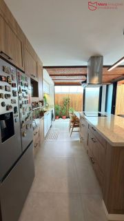 Gardem exclusivo porteira fechada com energia solar no Foz do Joanes – Buraquinho, R$ 800.000,00