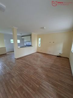 Village com 2 suítes em Villas do Atlântico – Excelente localização.