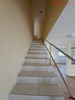 Village com 2 suítes em Villas do Atlântico – Excelente localização.