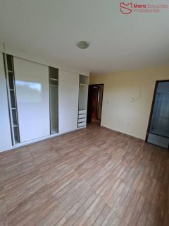 Village com 2 suítes em Villas do Atlântico – Excelente localização.