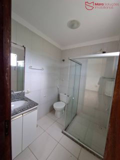 Village com 2 suítes em Villas do Atlântico – Excelente localização.