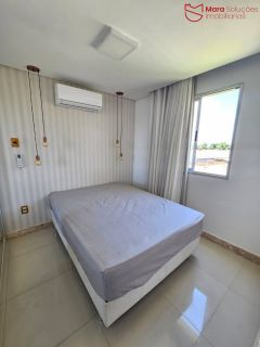 Apartamento mobiliado 2/4 com suíte, varanda ampla e excelente localização em Lauro de Freitas.