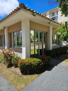 Apartamento mobiliado 2/4 com suíte, varanda ampla e excelente localização em Lauro de Freitas.