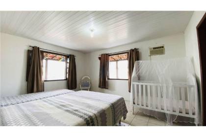 Casa de rua próximo ao parque shopping!