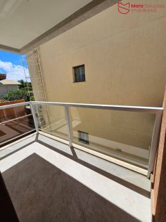 Apartamento 2/4 com cobertura, suíte e excelente localização em Vilas do Atlântico.