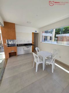 Apartamento 2/4 com cobertura, suíte e excelente localização em Vilas do Atlântico.