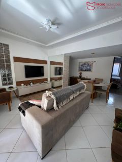 Casa aconchegante 3/4 em condomínio fechado.