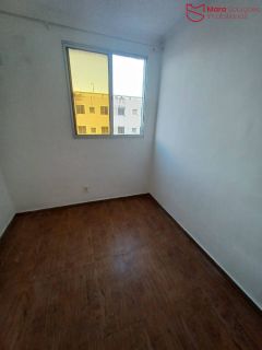 Apartamento á venda no cond. Solar das Palmeiras - Abrantes.